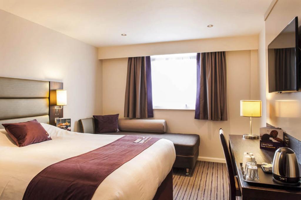 Premier Inn London Elstree / Borehamwood Eksteriør billede